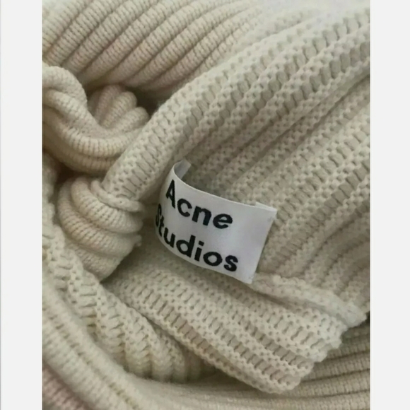 **SOLD** NWOT ACNE STUDIOS Galactic Sweater Sz.S - Picture 8 of 16